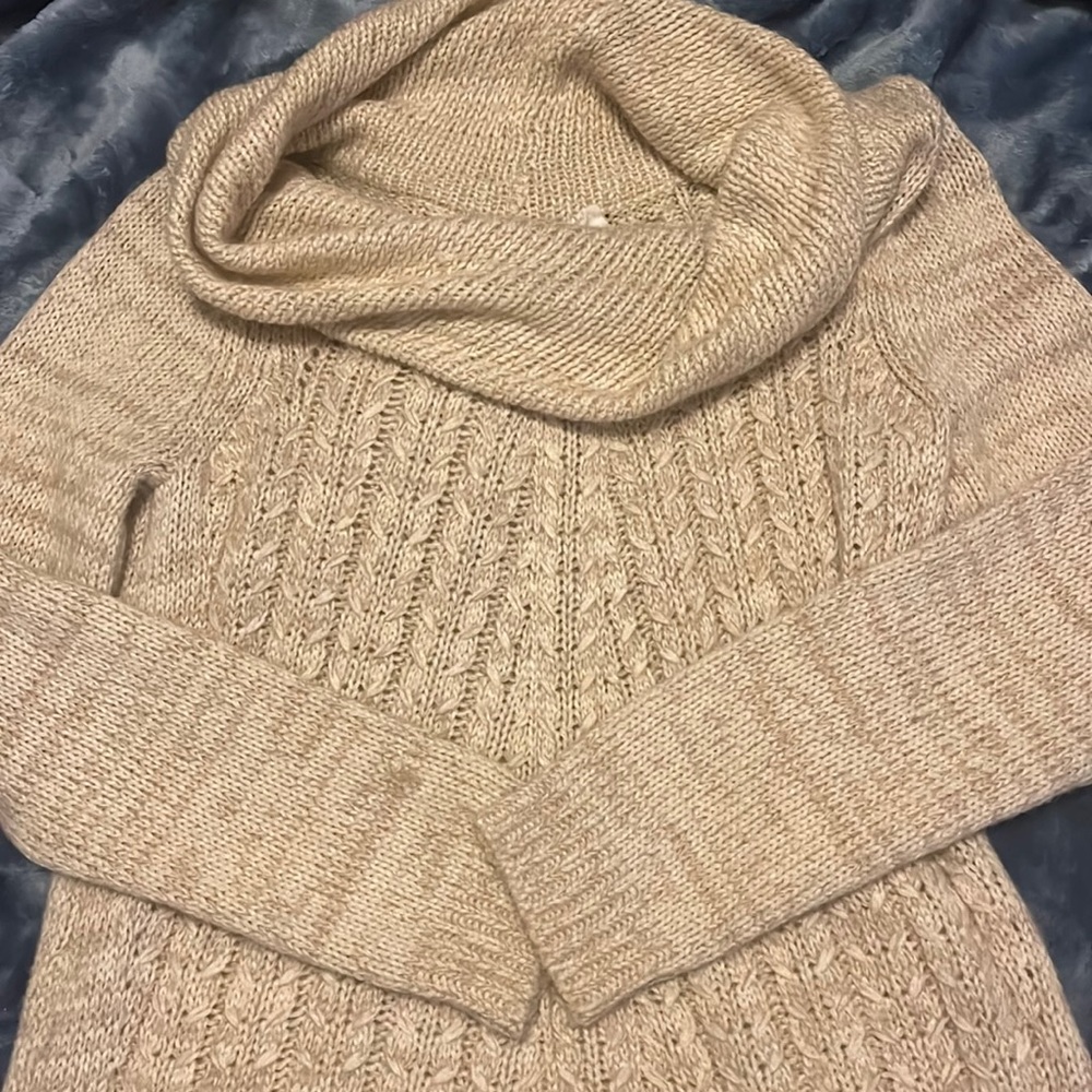 L chunky sweater